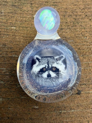Preview pic of Fortunate Glass raccoon pendant