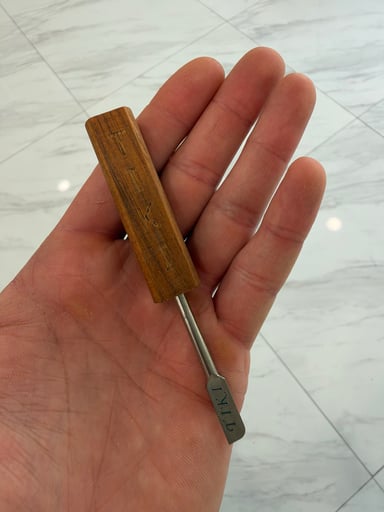 Preview pic of Tiki quartz mini flat dab tool