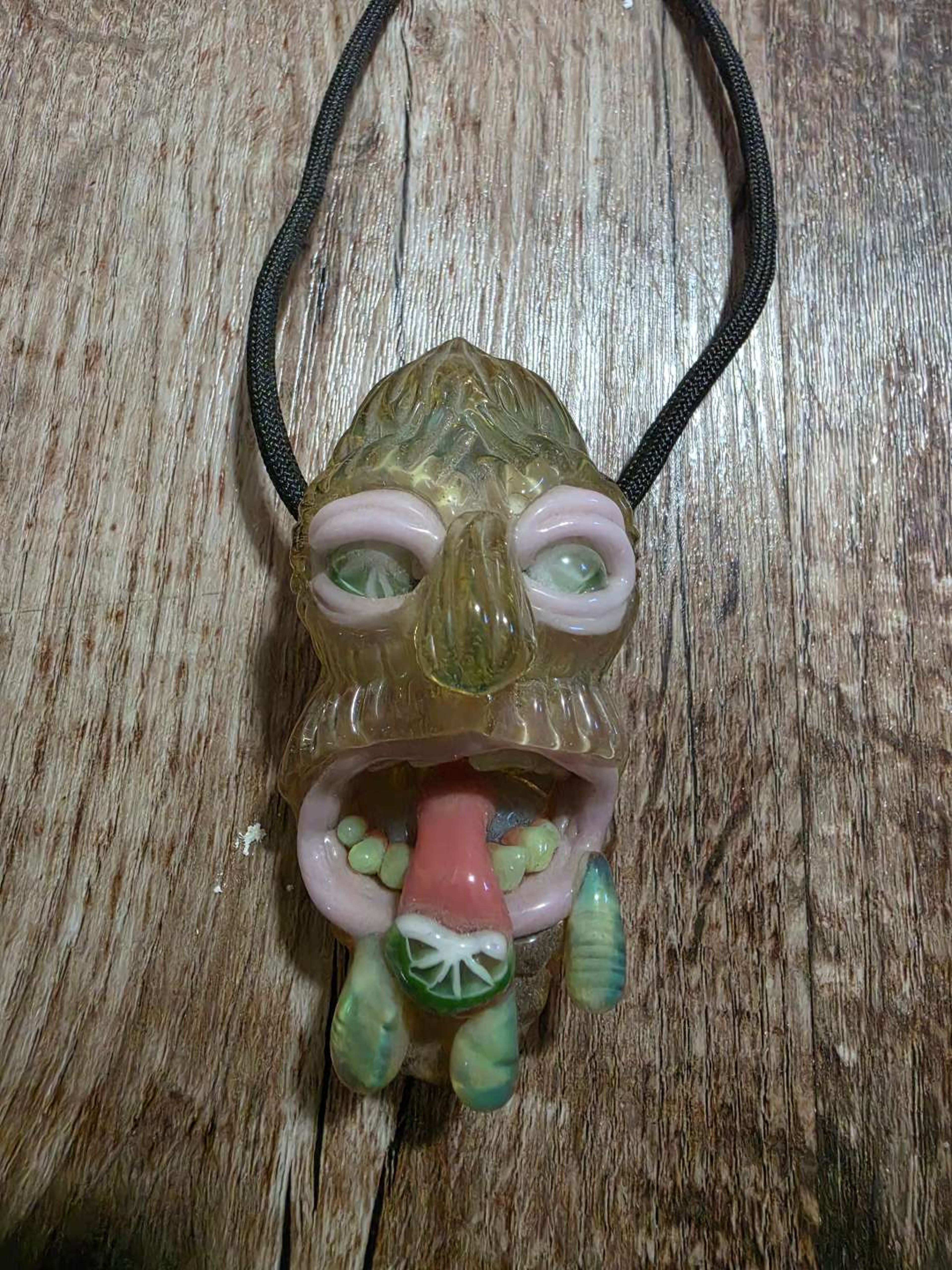 Preview pic of Lime ski mask pendant