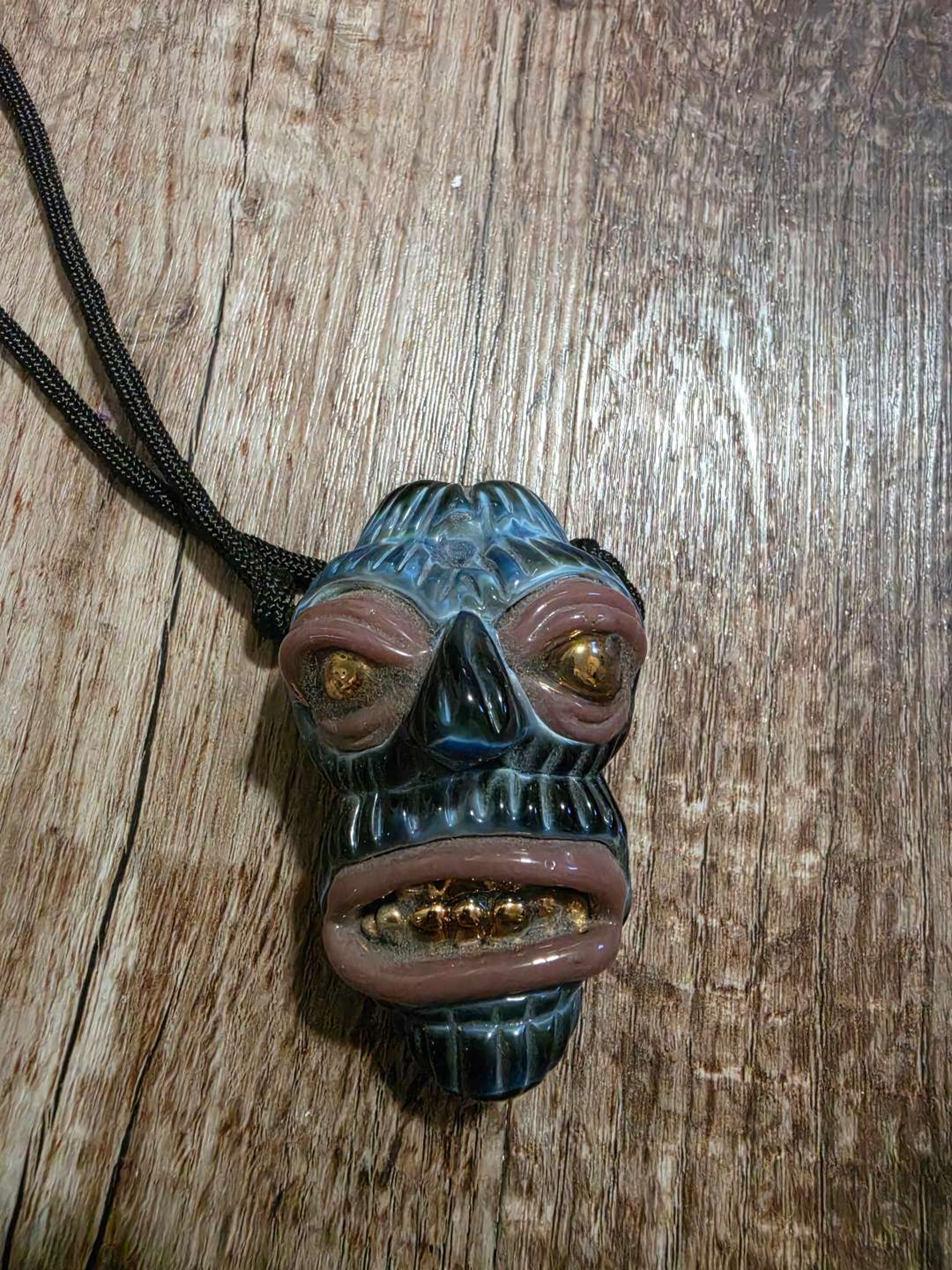 Preview pic of Blue ski mask pendant