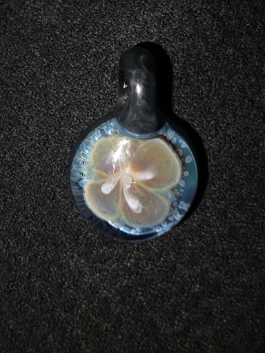 Preview pic of Flower Pendant