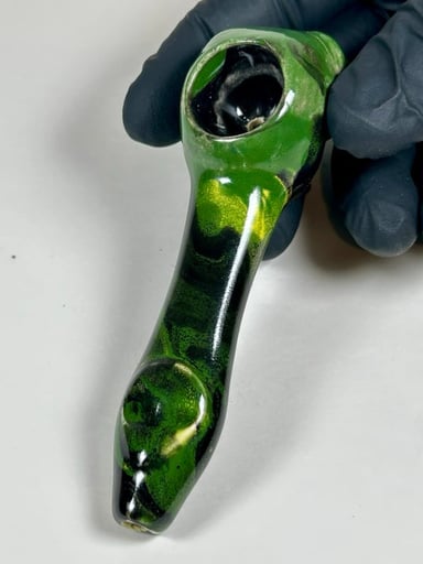 Preview pic of Alien Pipe - 4.5 Inches - Ceramic - Black, Yellow & Green - FREE SHIPPING!
