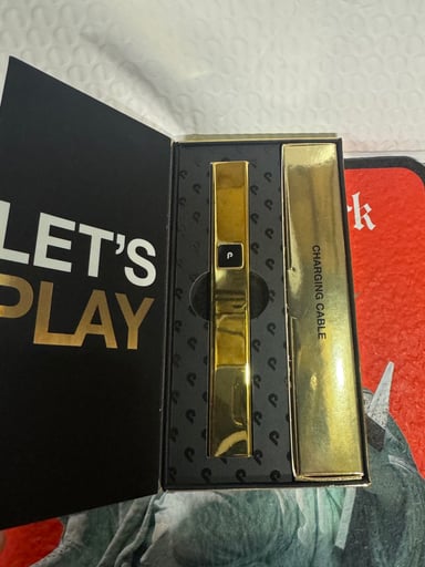 Preview pic of Gold Limited Edition Plug Play Battery (1000 units made)