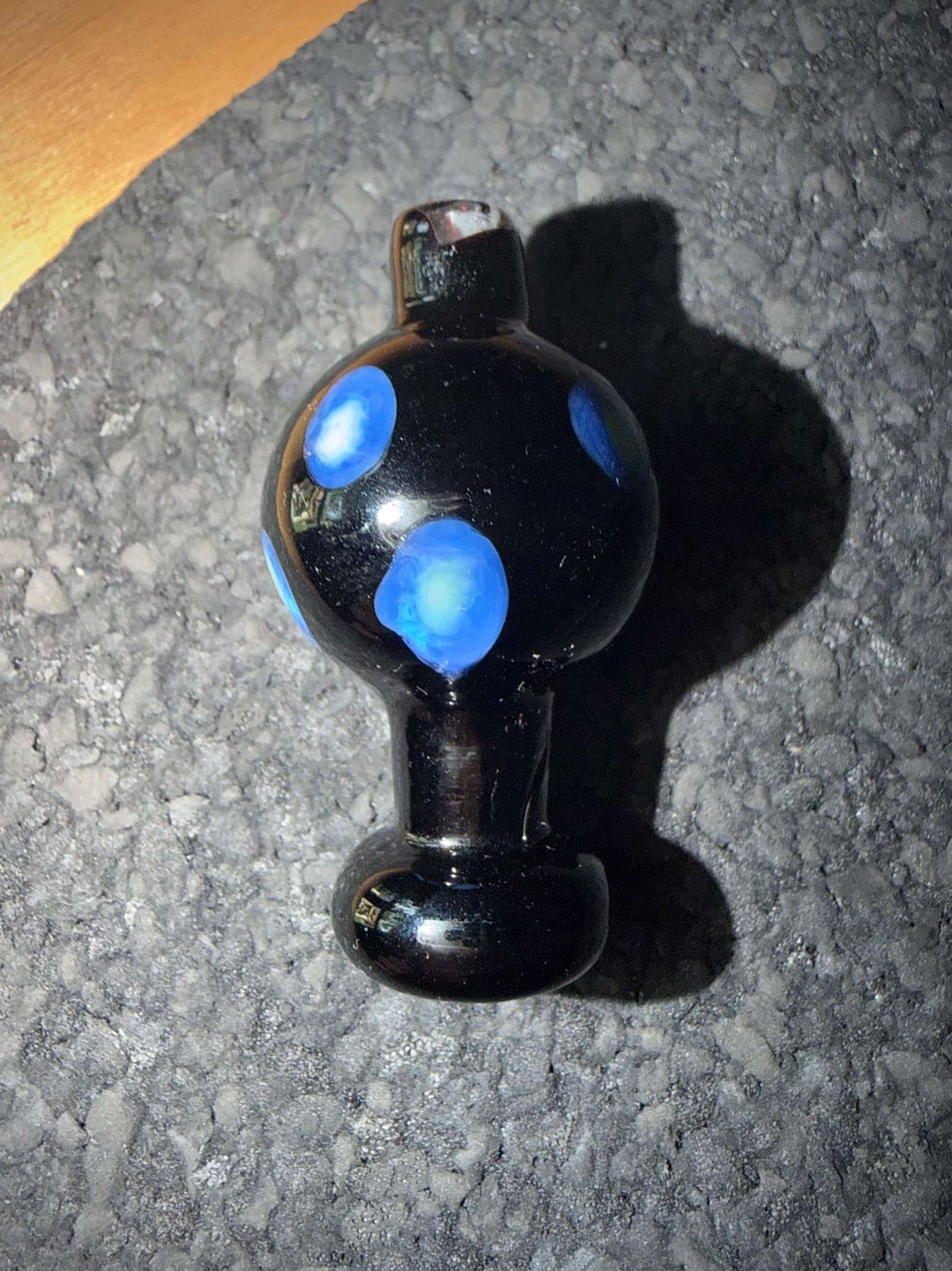 Preview pic of Random Black & Blue Peacock Bubble Cap