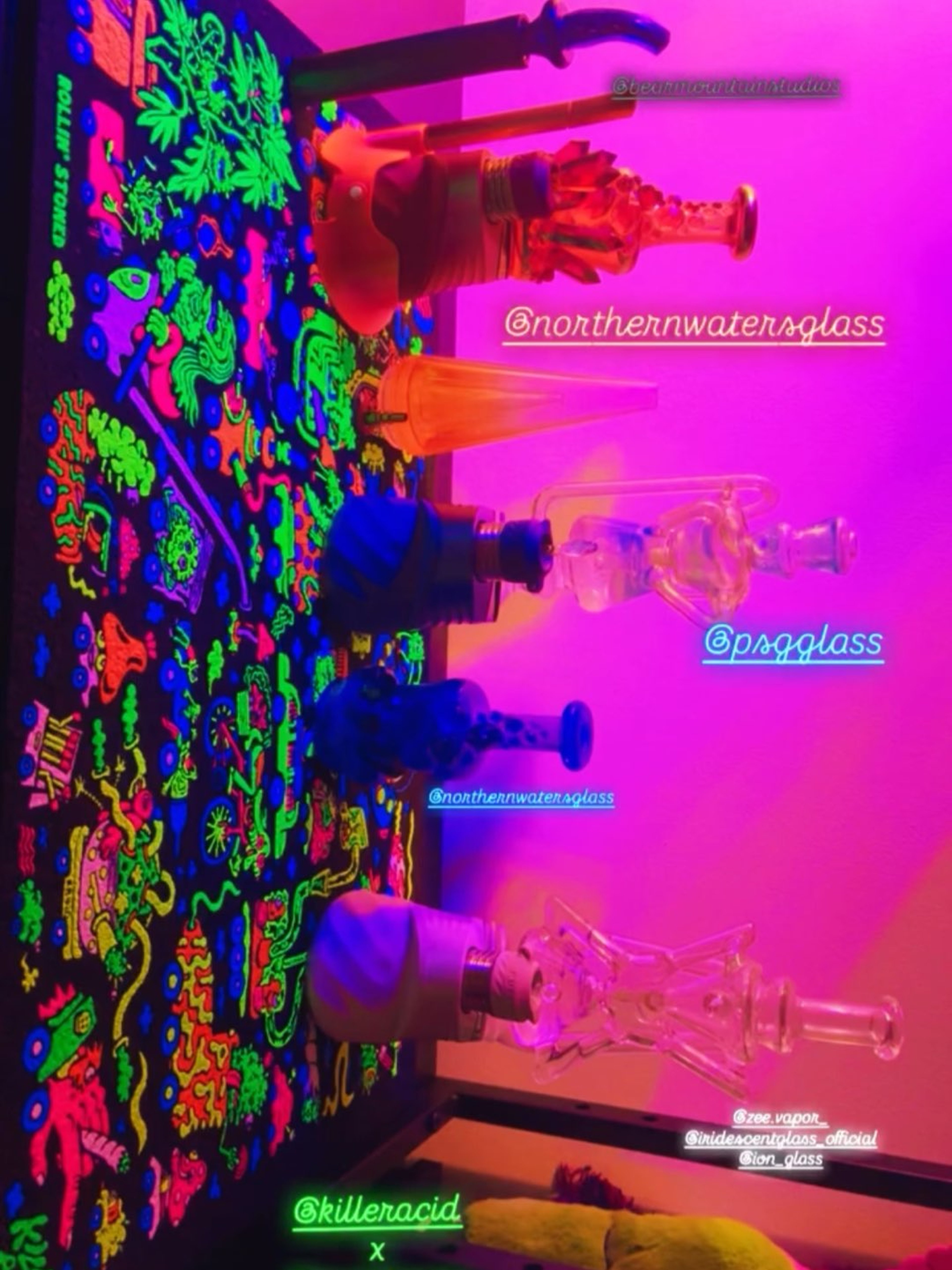 Combo Deal Lots Of Glass & Accessories Take The Rest For A Great Price! image 0