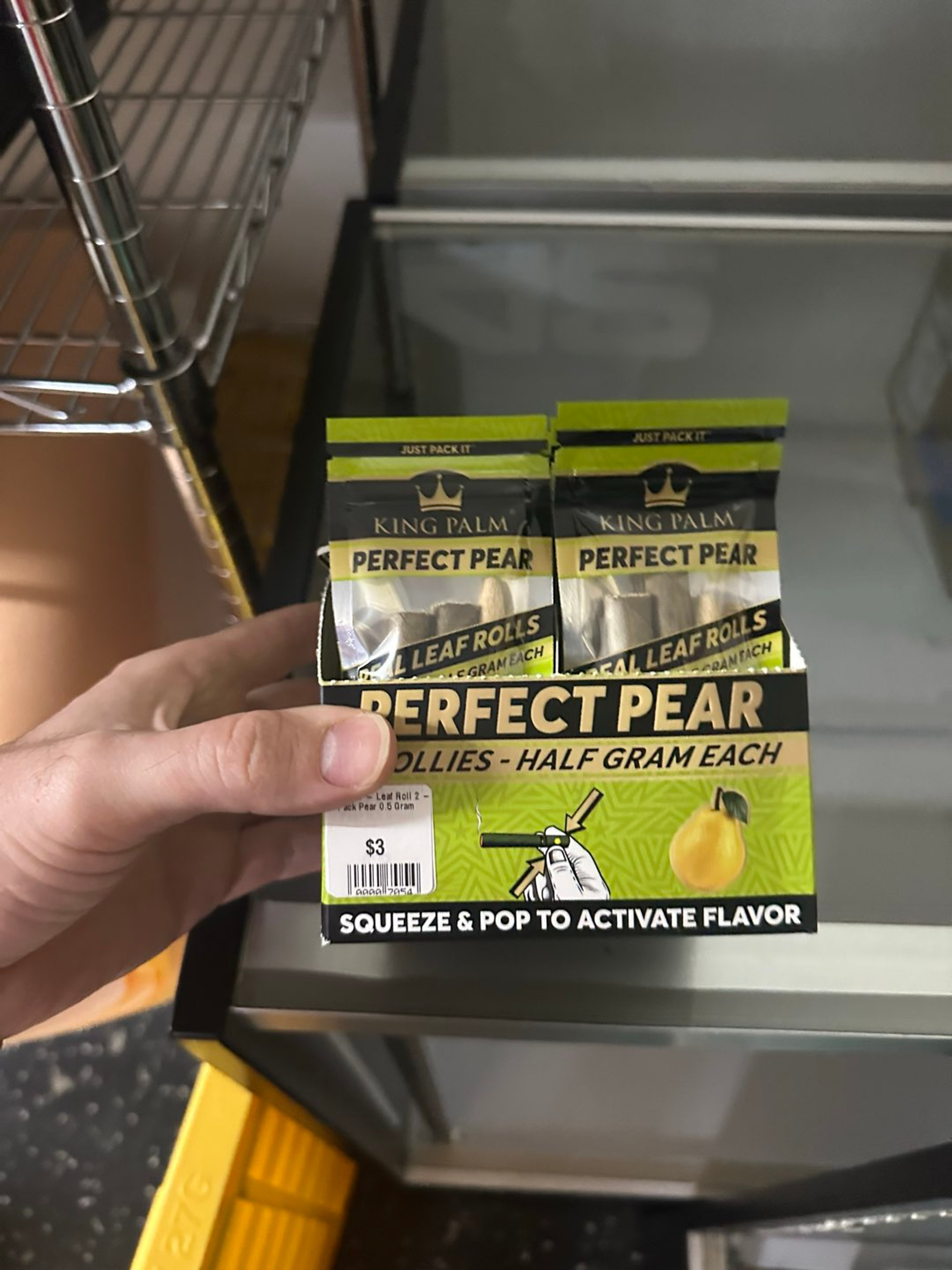 King palm natural leaf box of wraps - perfect pear image 0