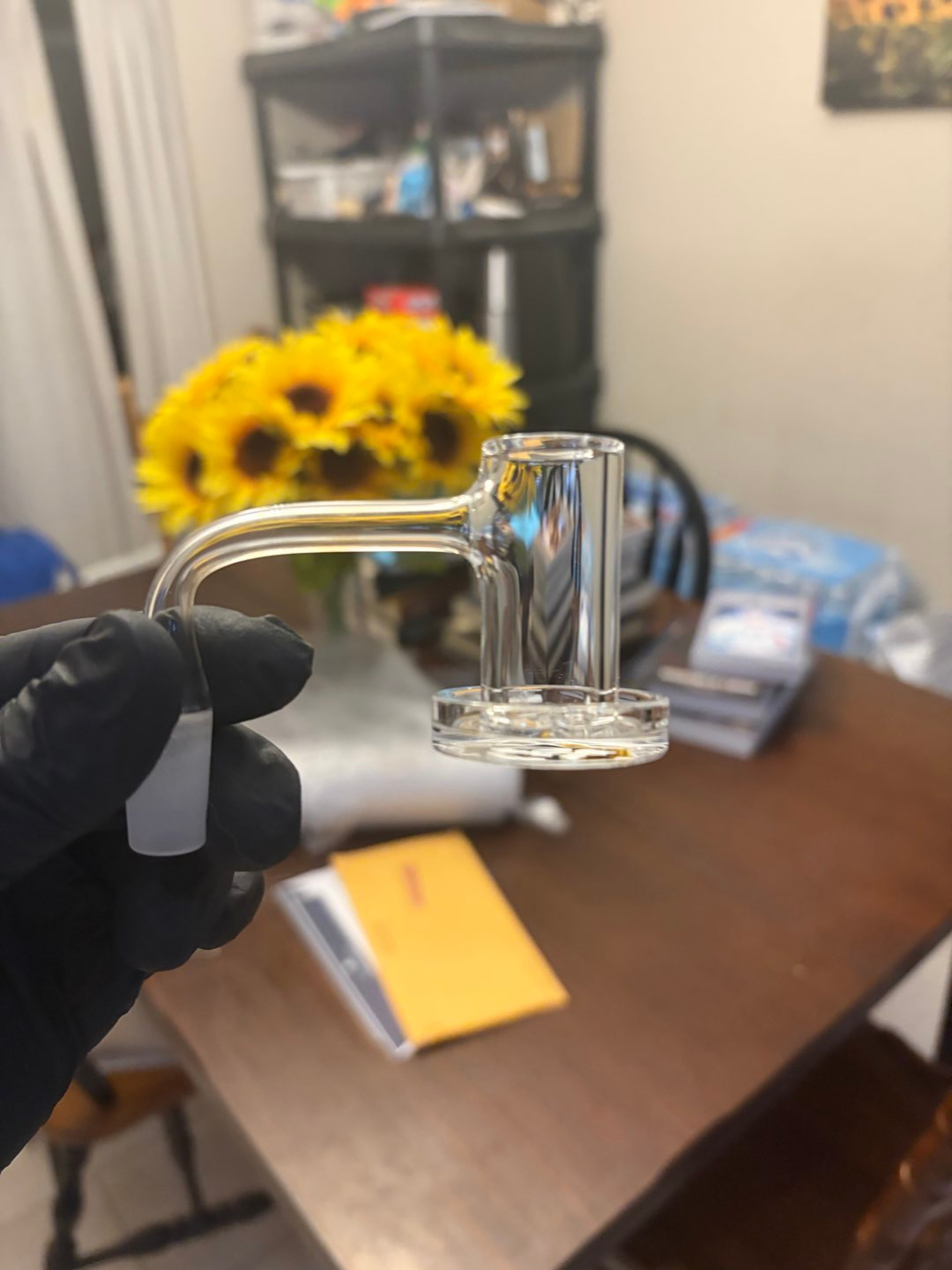 Preview pic of Om quartz charmer 2.0