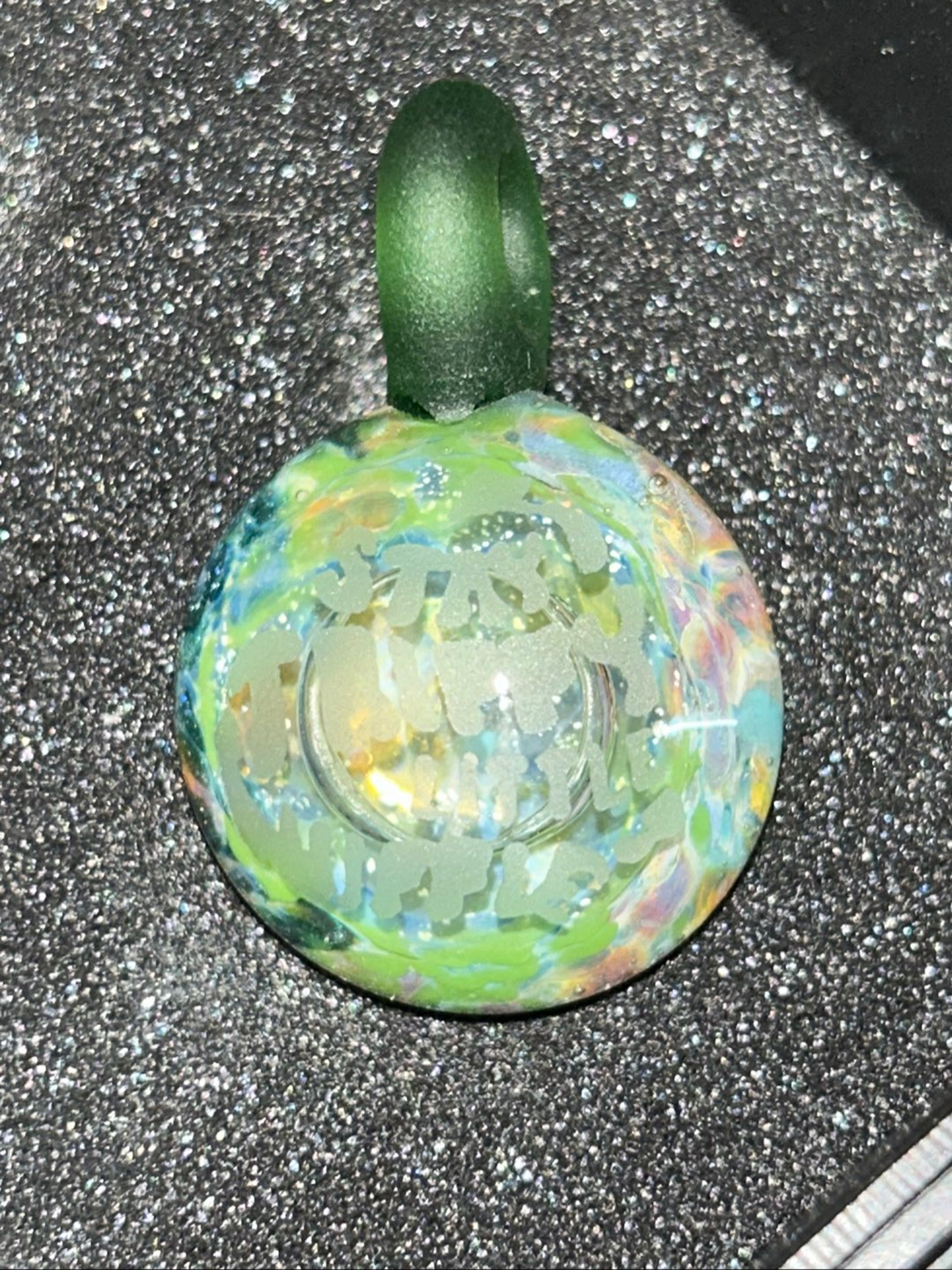 Preview pic of “Stay trippy trippy little hippie” pendant
