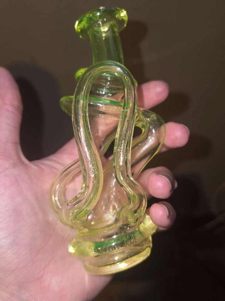 Desibglass recycling puff... | Shop Desbi Glass on GlassPass