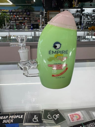 Preview pic of Empire Glass Shampoo Rig