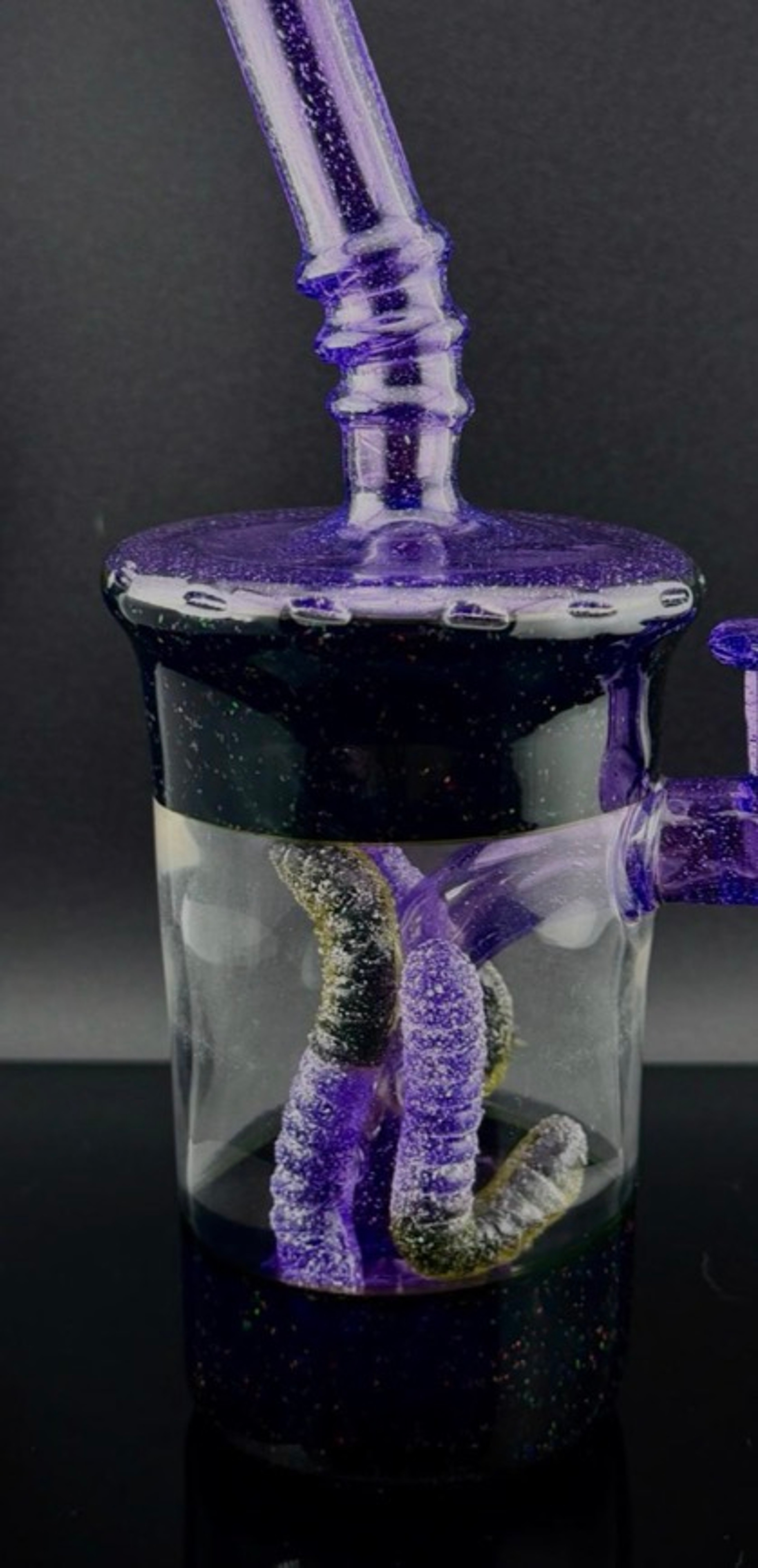 Preview pic of Emperial gummy worm rig with crushed opal / iluminate