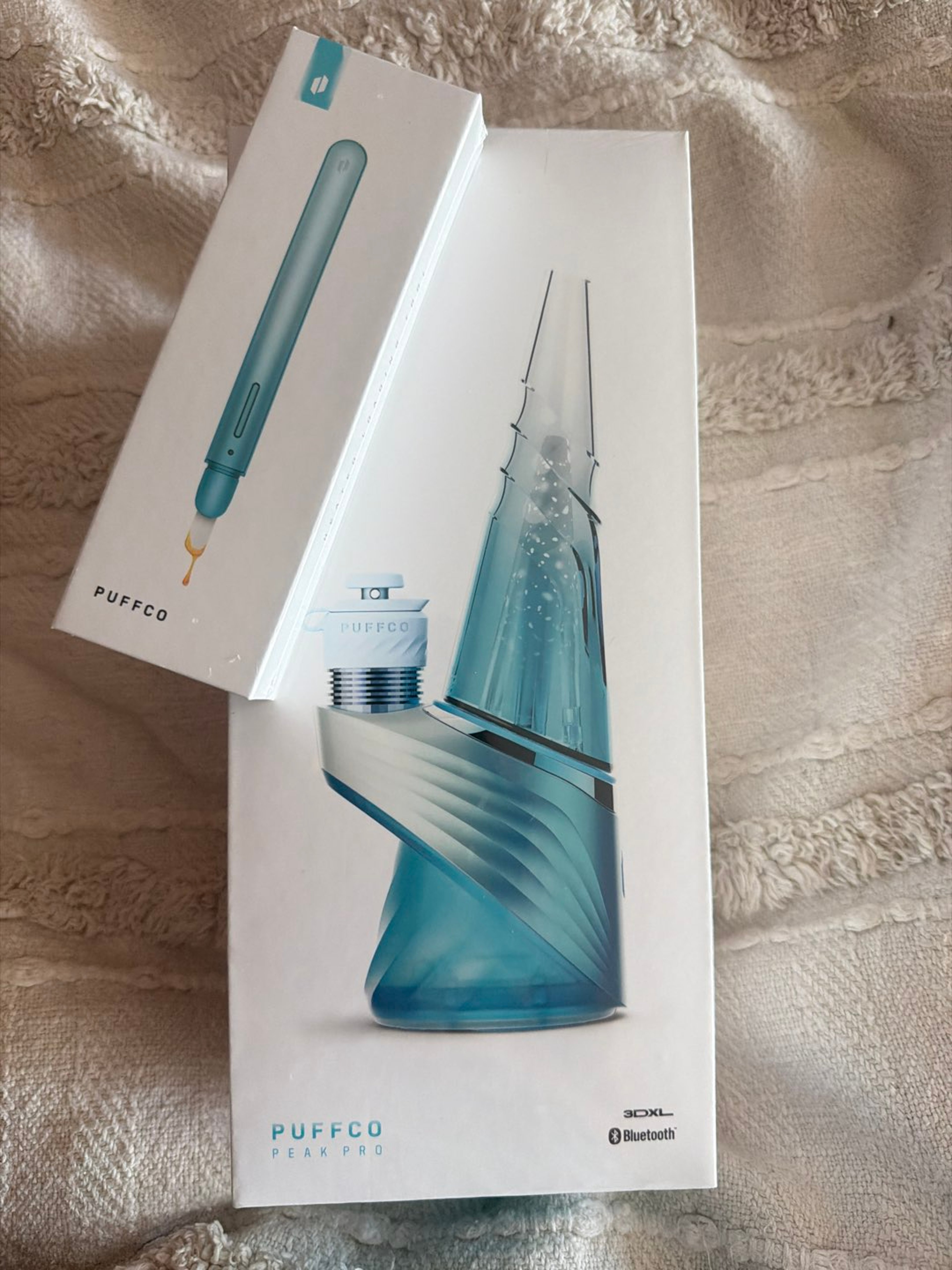 Puffco Peak Pro 3DXL Glacier w/ loading tool image 0