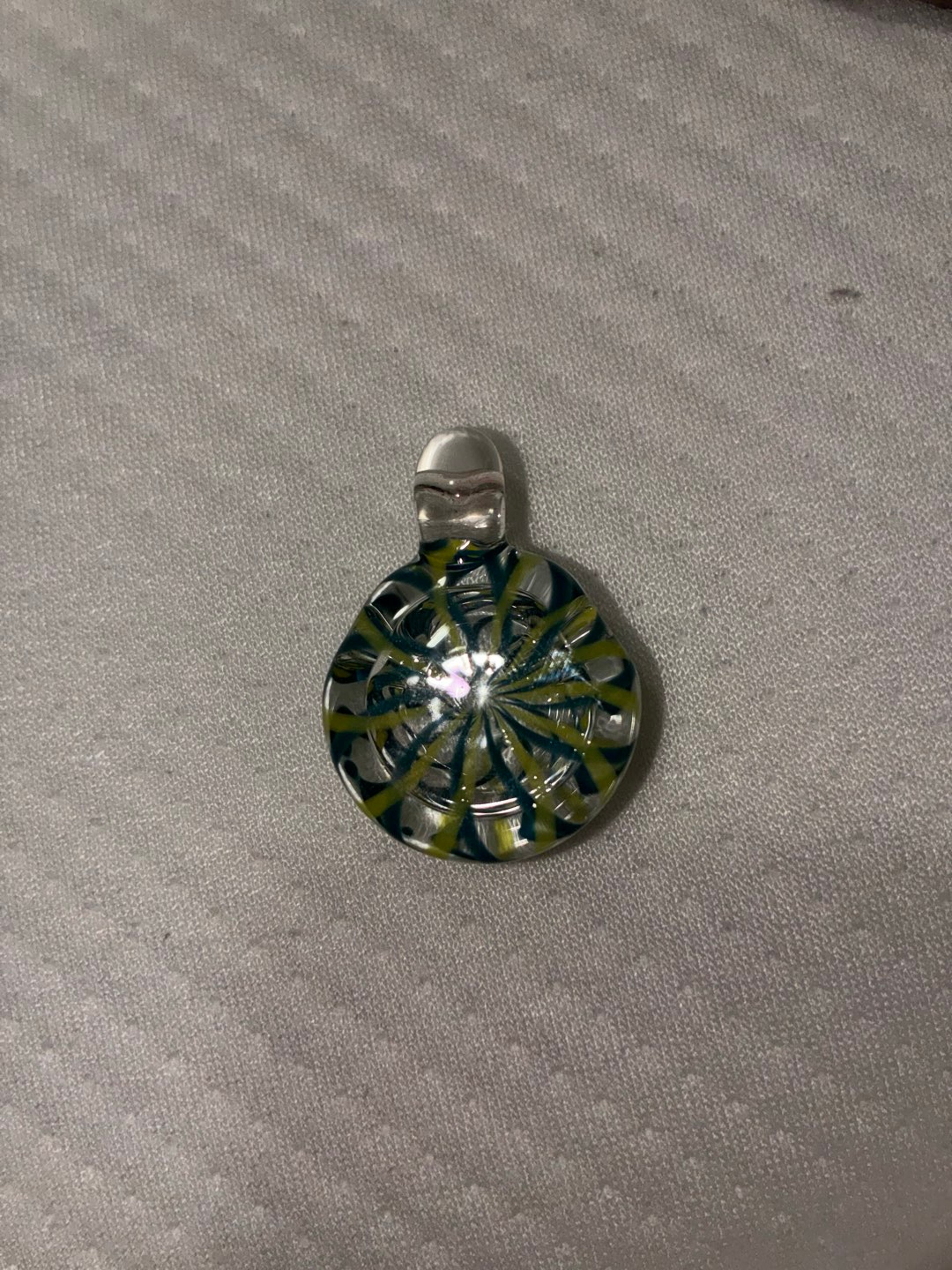 Preview pic of Unknown artist pendy