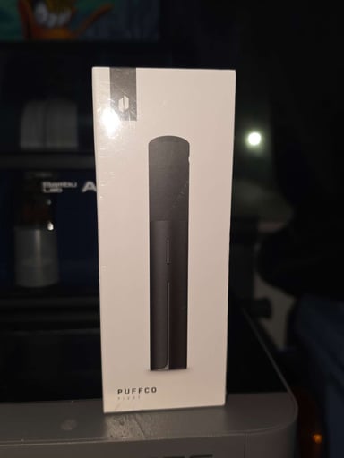 Preview pic of Puff Co Pivot