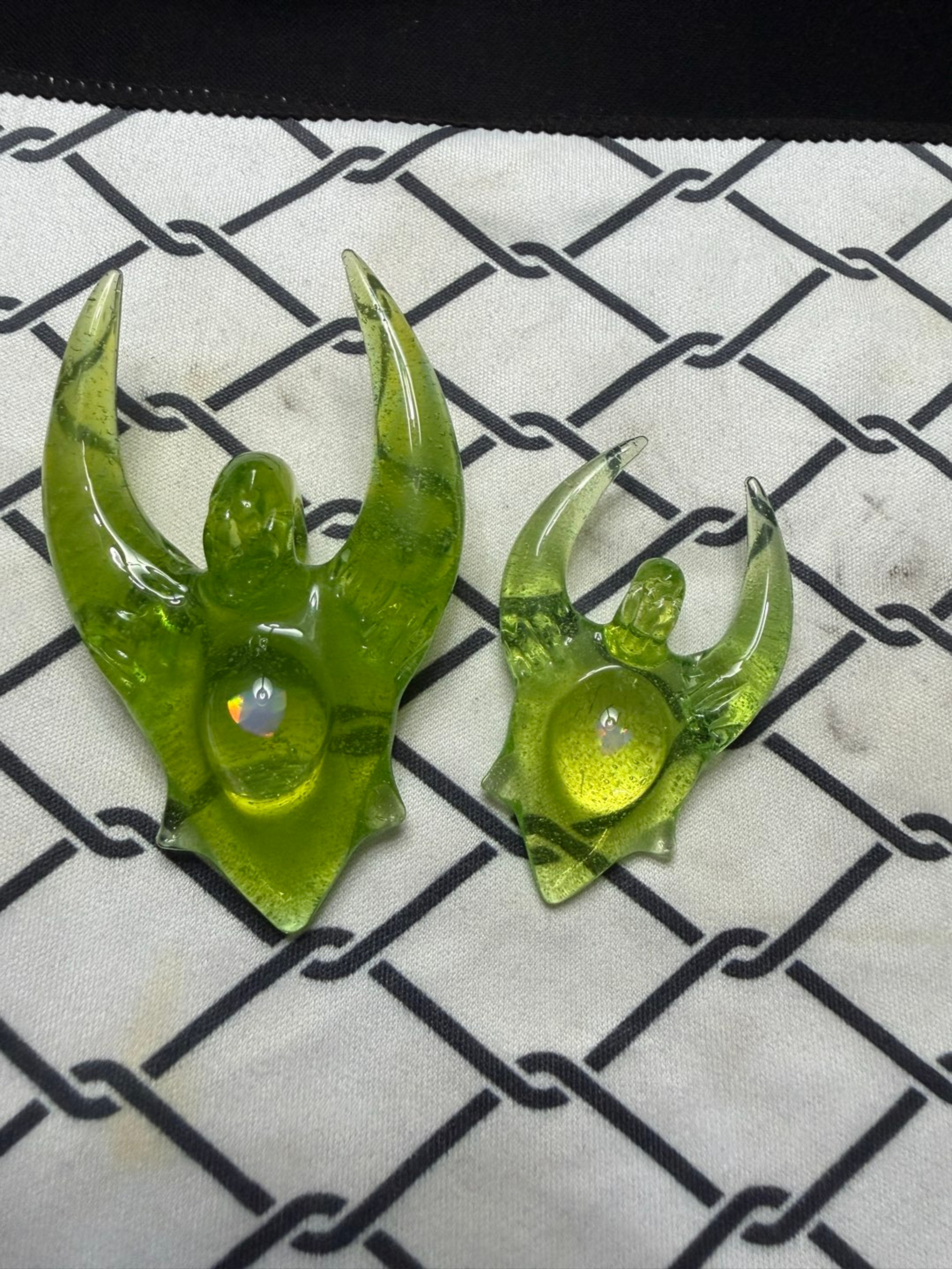 Preview pic of Hemlock Lime UV Big & Small Pendants