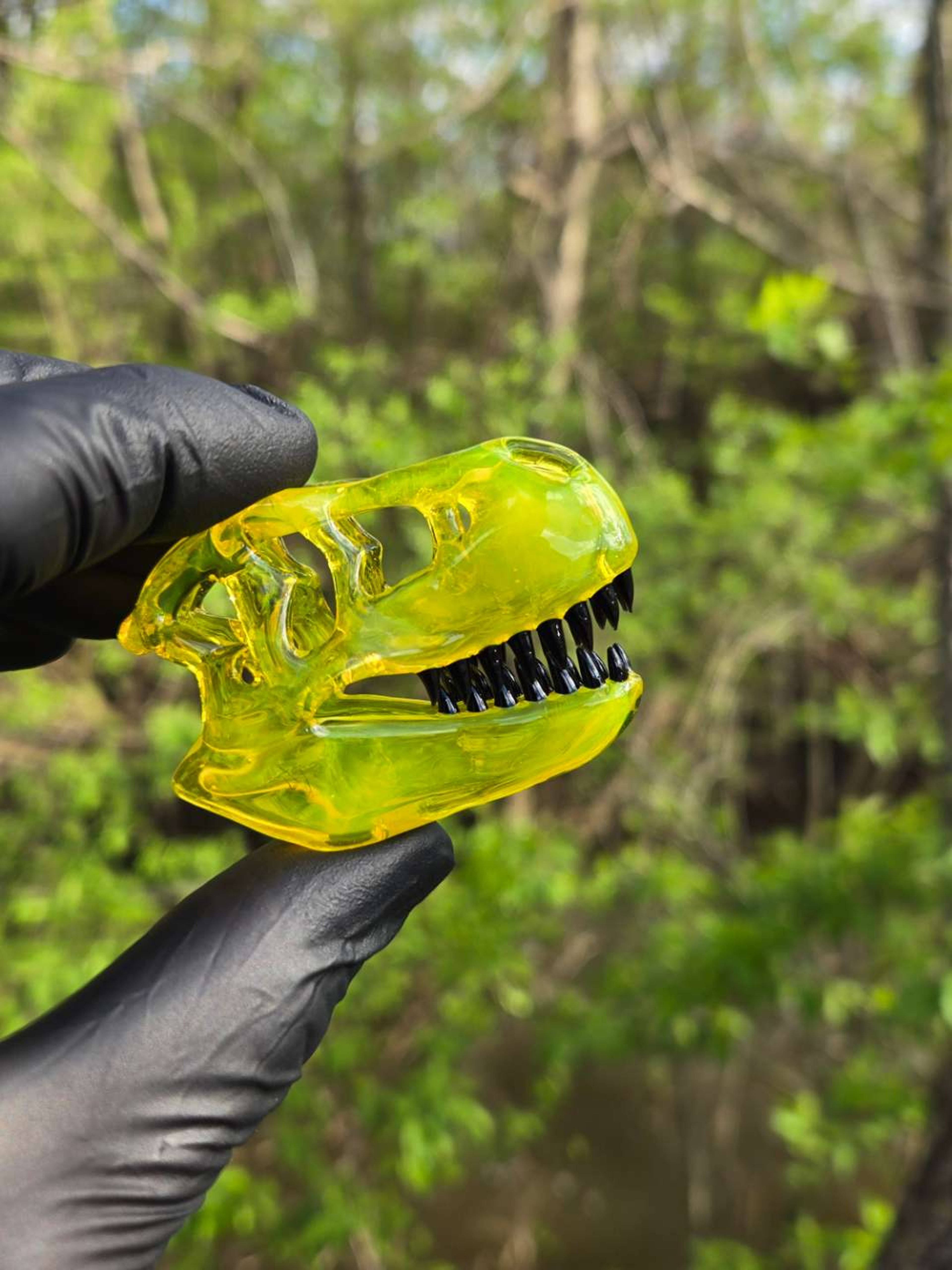 Preview pic of Roe Glass - T-Rex Skull Pendant Yellow Opal