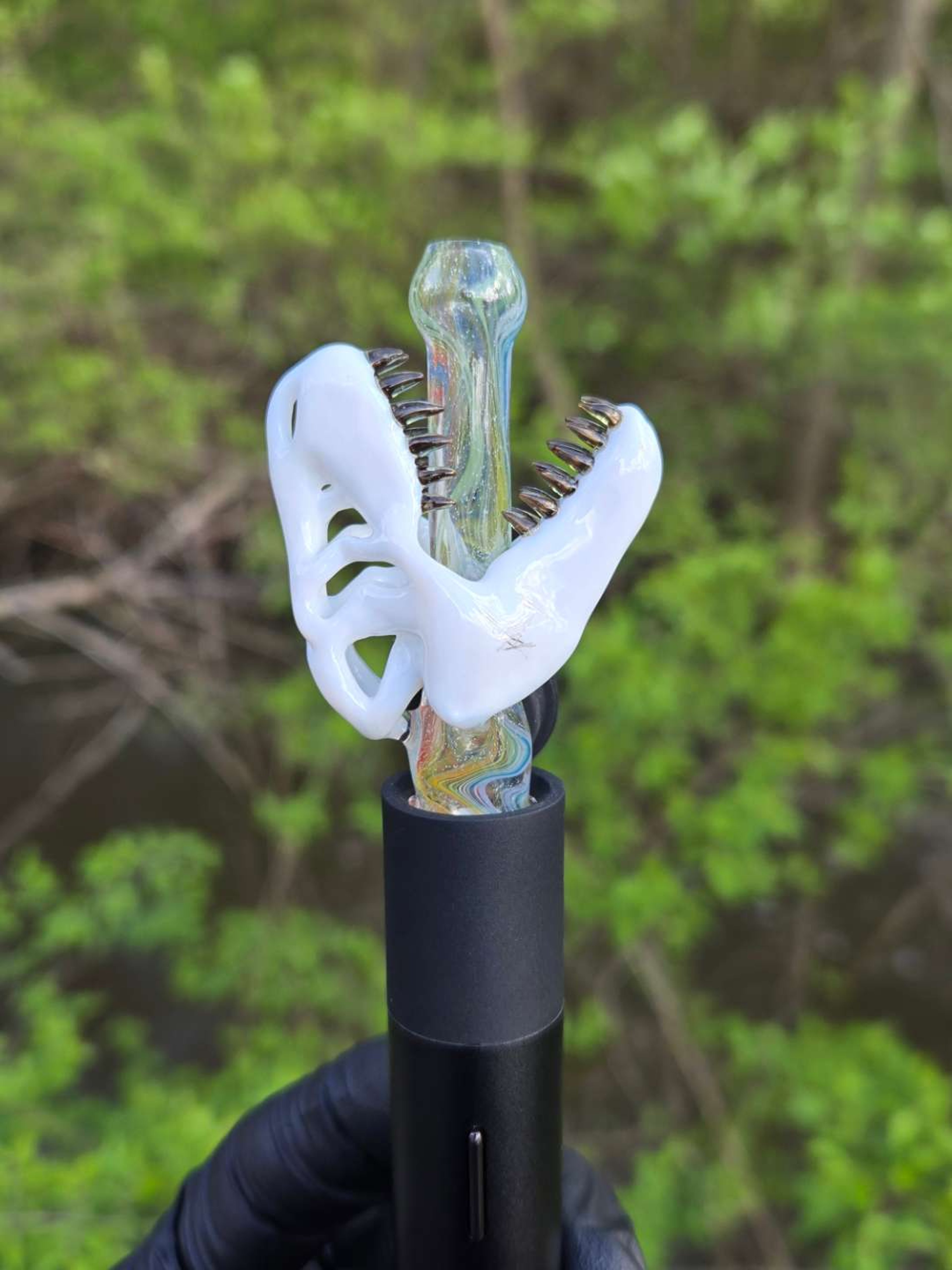 Preview pic of Roe Glass - Pivot Top Lotus White With Rainbow