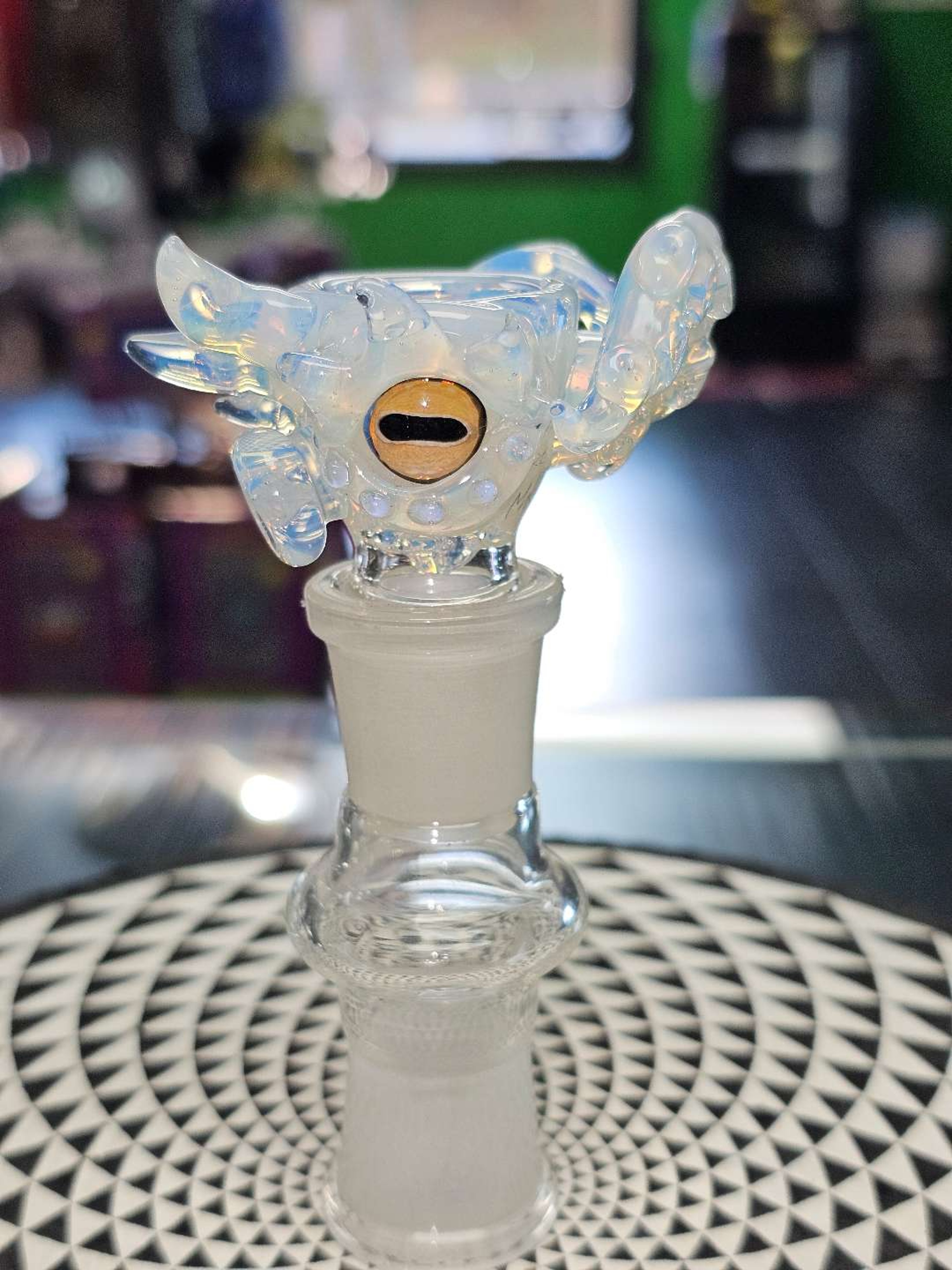 Mako Glass 18mm UV Octopus slide image 0