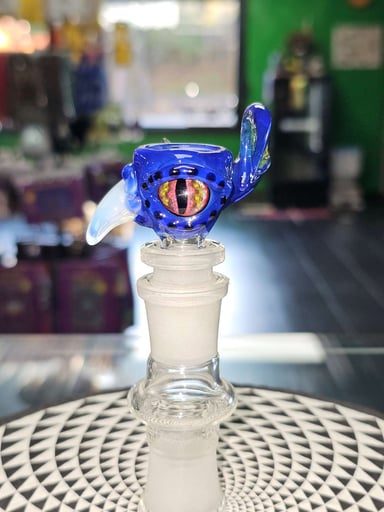 Preview pic of Mako Glass 14mm Dragon slide