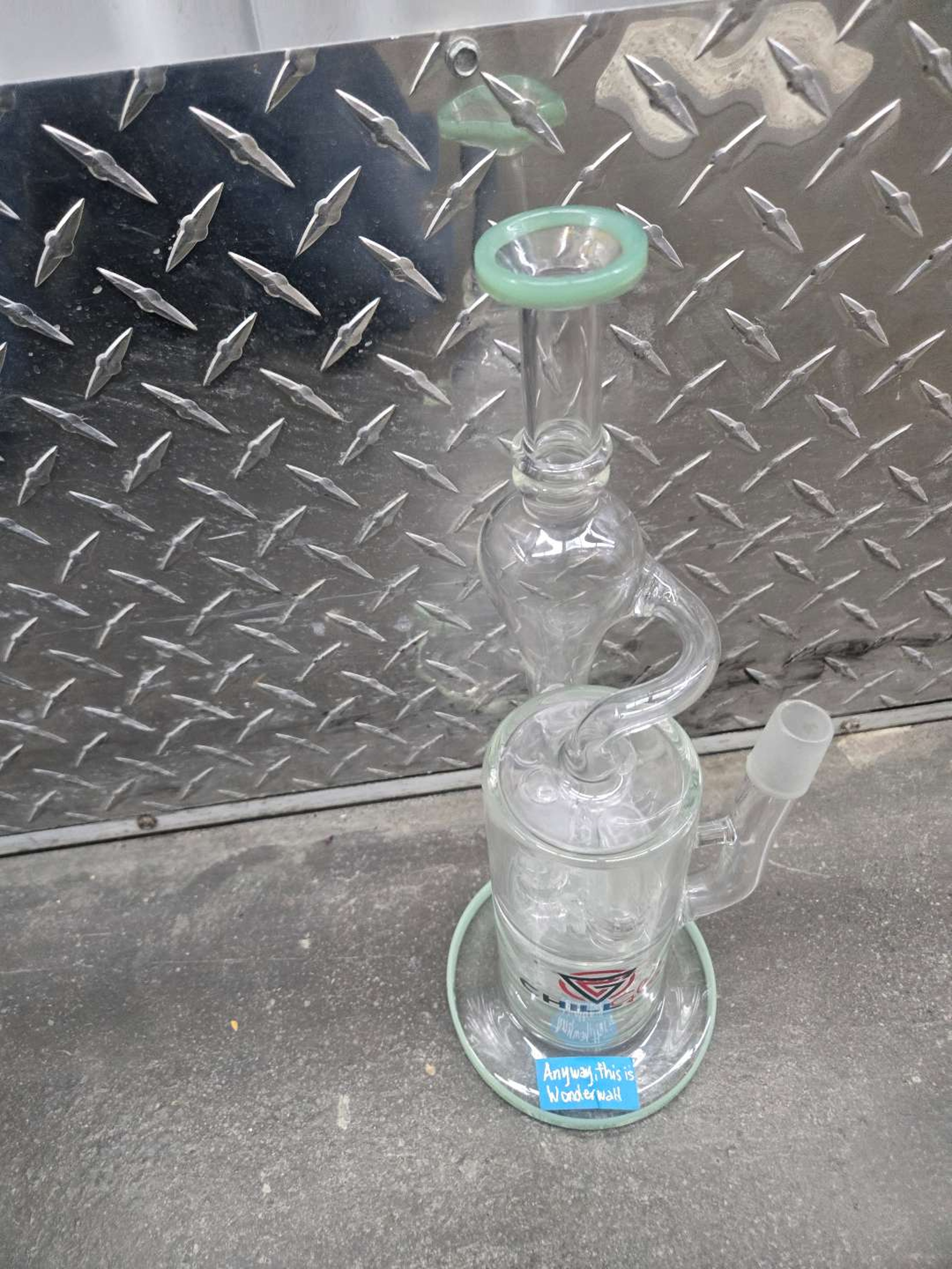 Preview pic of Chill glass dab rig