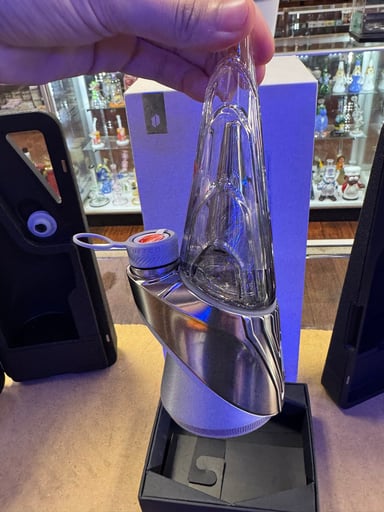 Preview pic of Puffco peak pro silver Guardian
