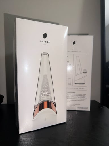 Preview pic of Puffco Peak Limited-Edition (Medusa) Brand new