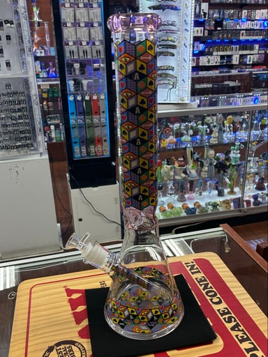 Preview pic of Geometric Bong