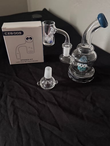 Preview pic of Mini Glass Dab Rig 14mm | Puffco Compatible