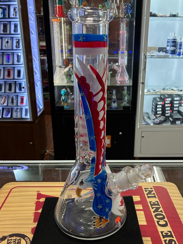 USA Eagle Bong | Shop Bongs on GlassPass