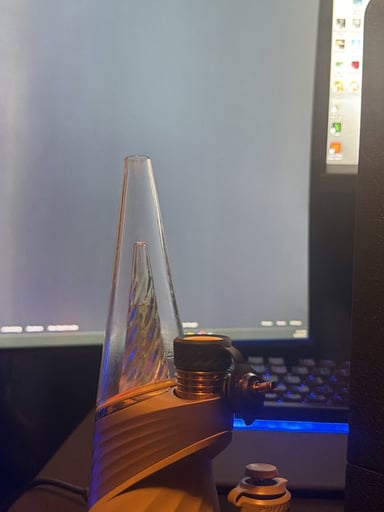 Preview pic of Puffco Peak Pro