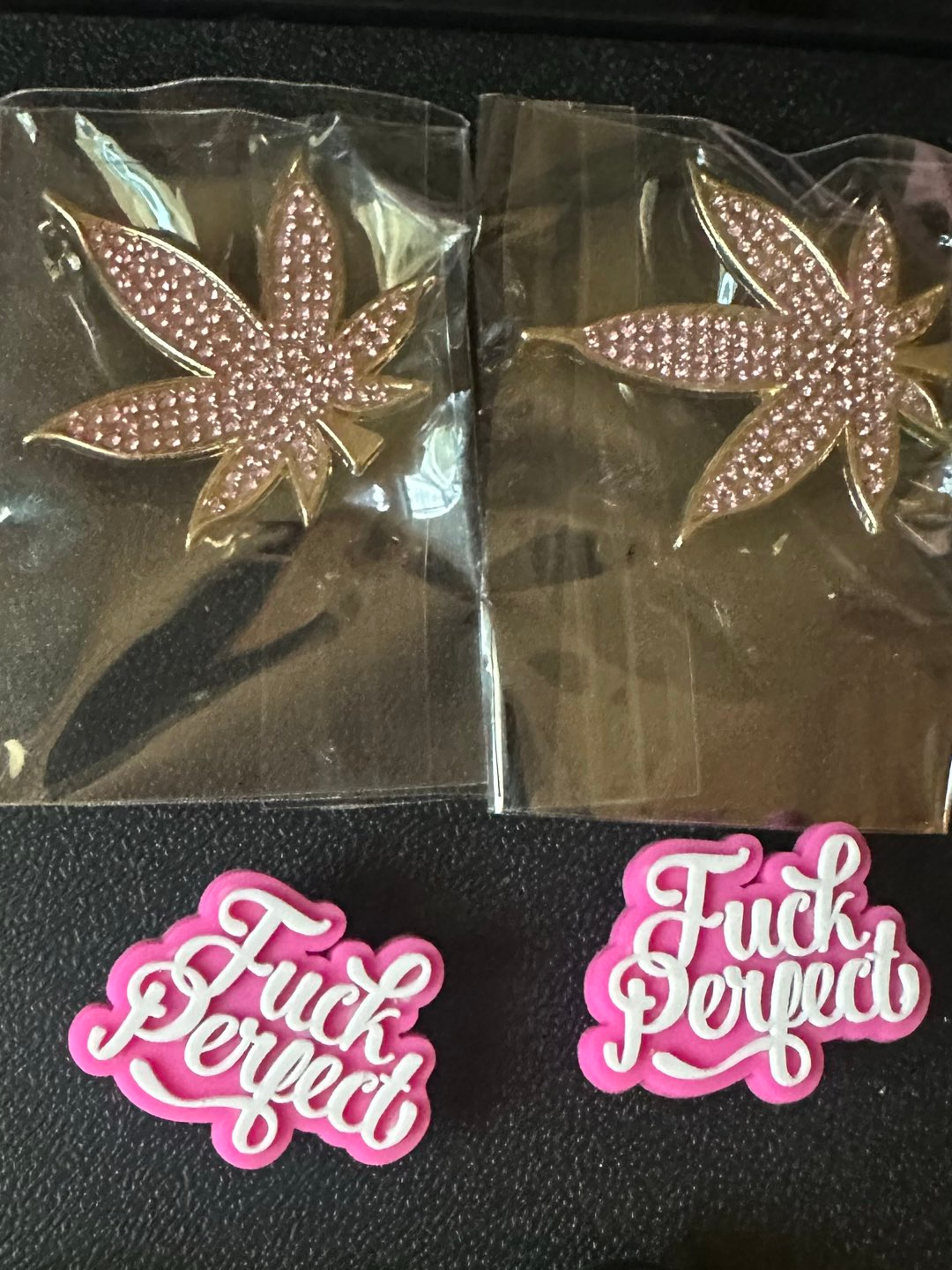 4pc Croc Charm Set image 0