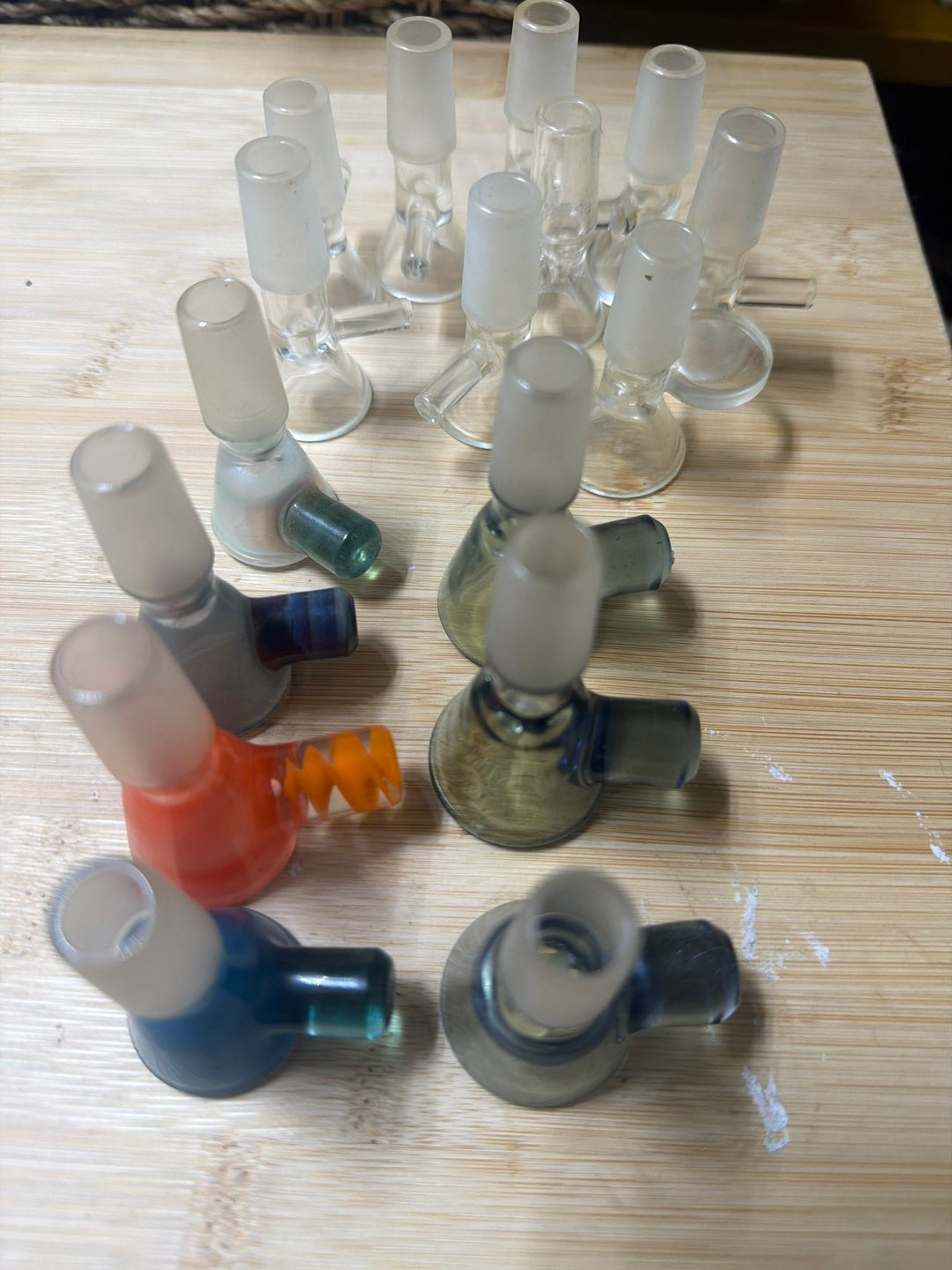 Preview pic of Lot of 14mm flower bowls.