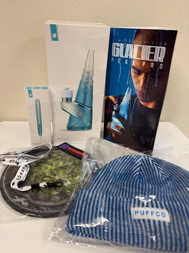 Preview pic of Puffco Peak Pro Glacier + Glacier Hot Knife (Puffco Enthusiast Bundle)