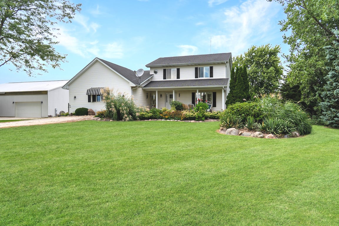 49W972 Peterson Road