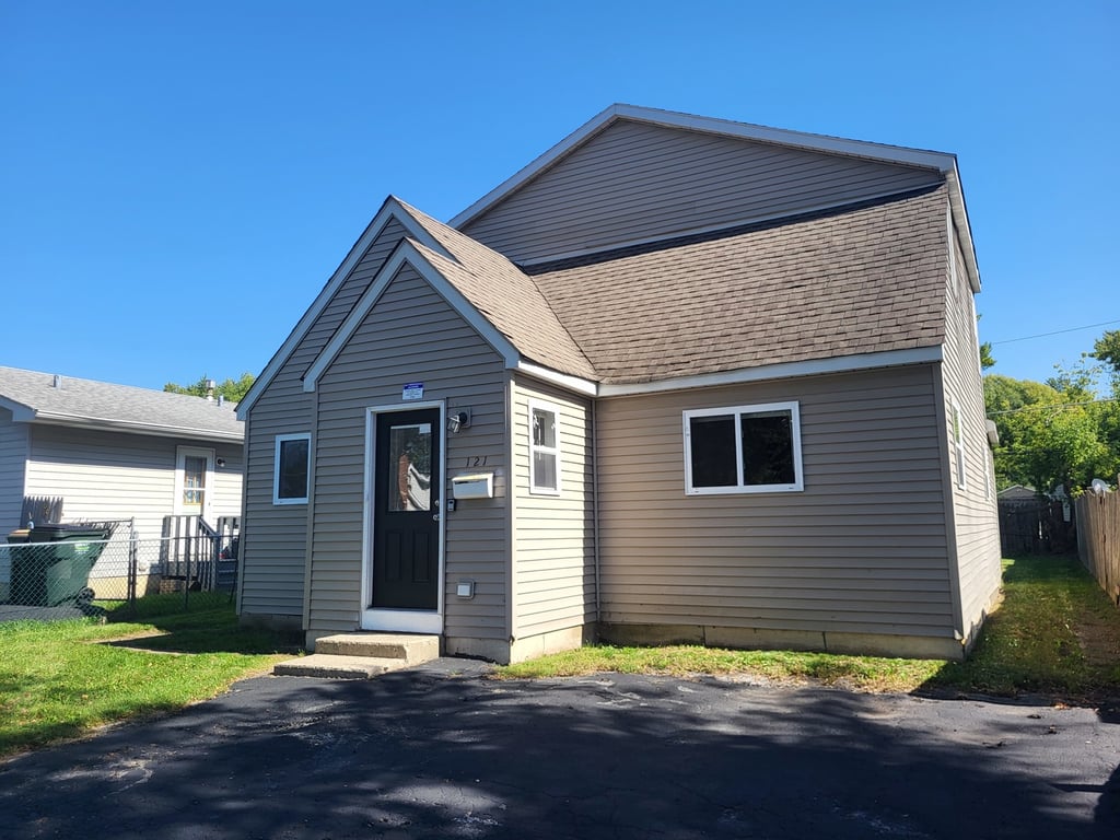 121 Highmoor Drive