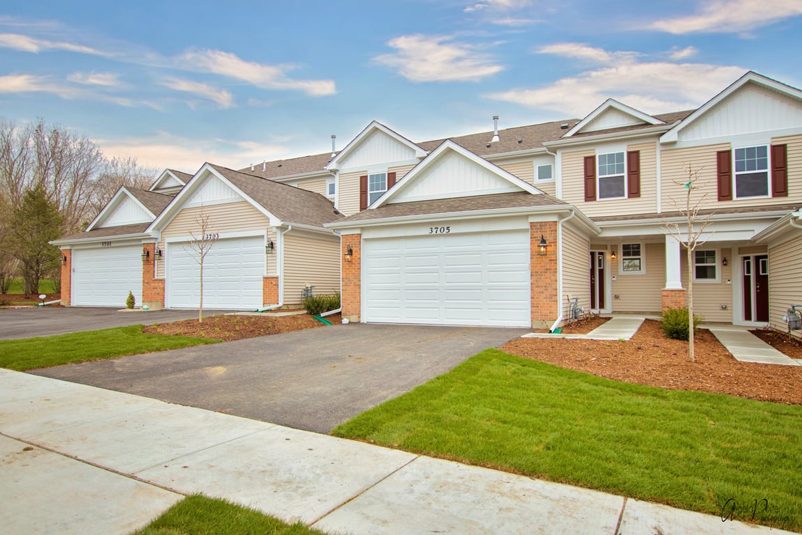 3926 Monica Lane