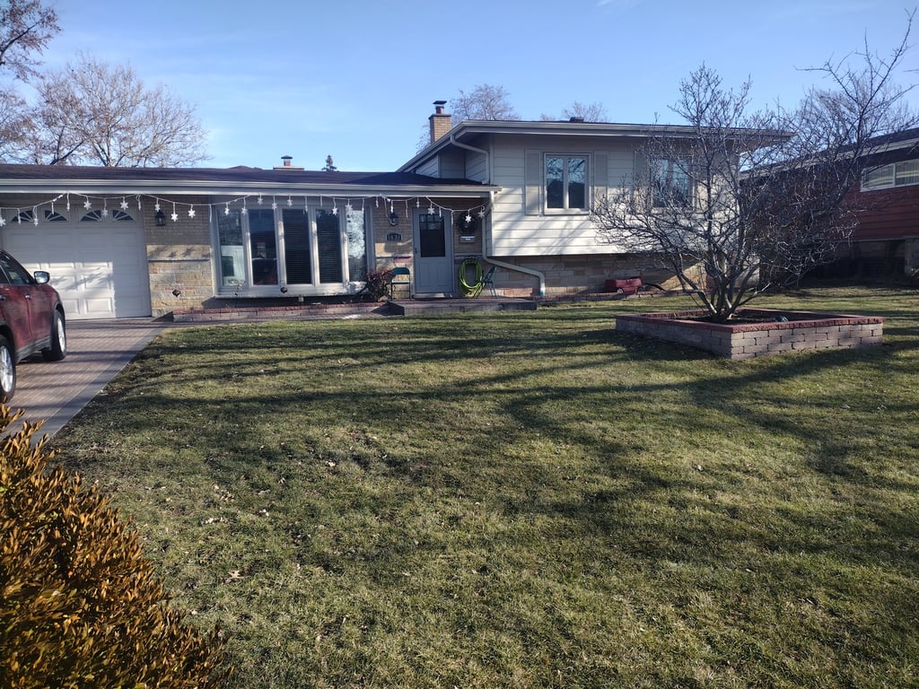 5639 Manor Lane