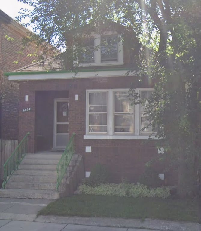 6832 Maplewood Avenue