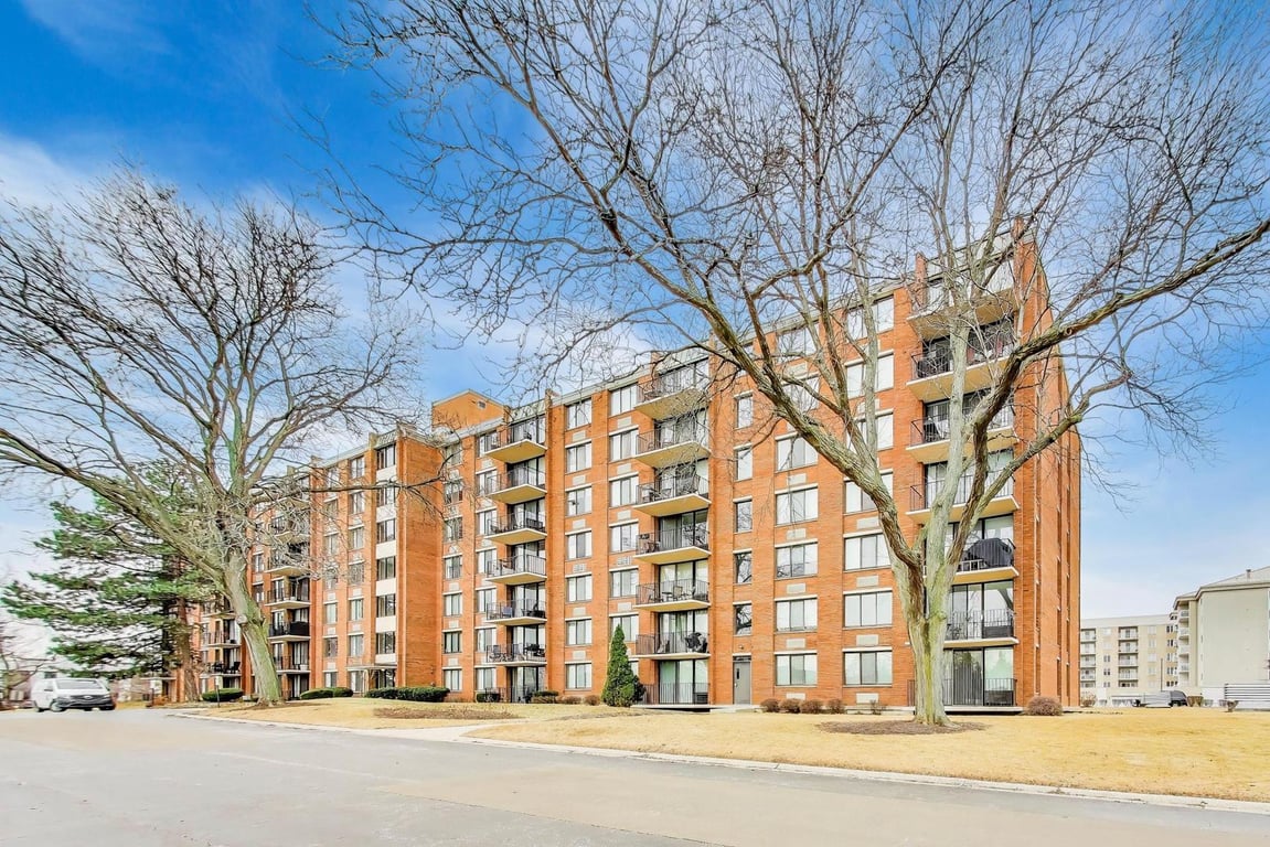 2000 Saint Regis Drive