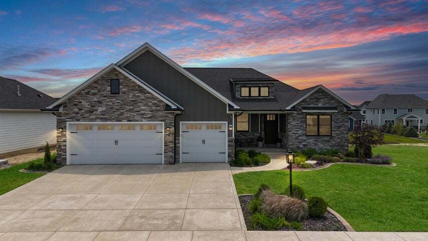 13333 Camas Drive