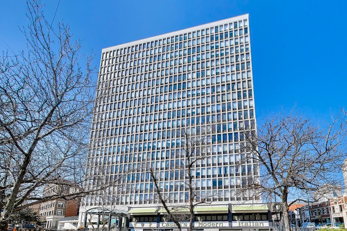 444 FULLERTON Parkway