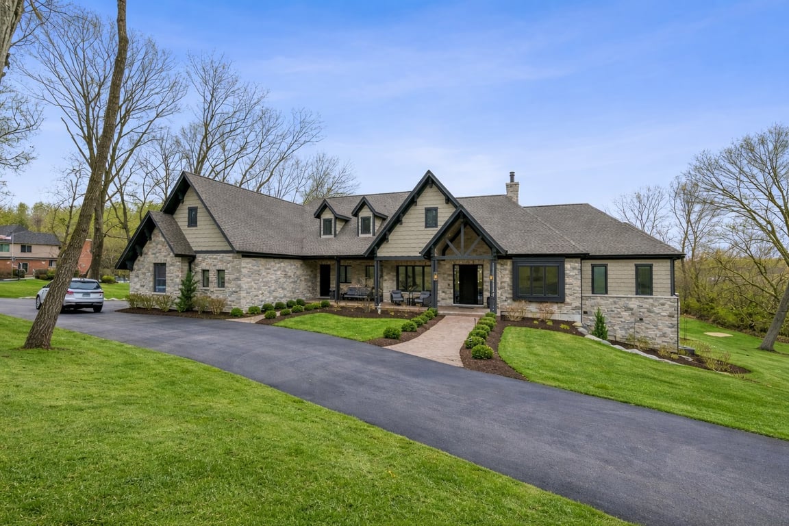3873 Carlisle Drive