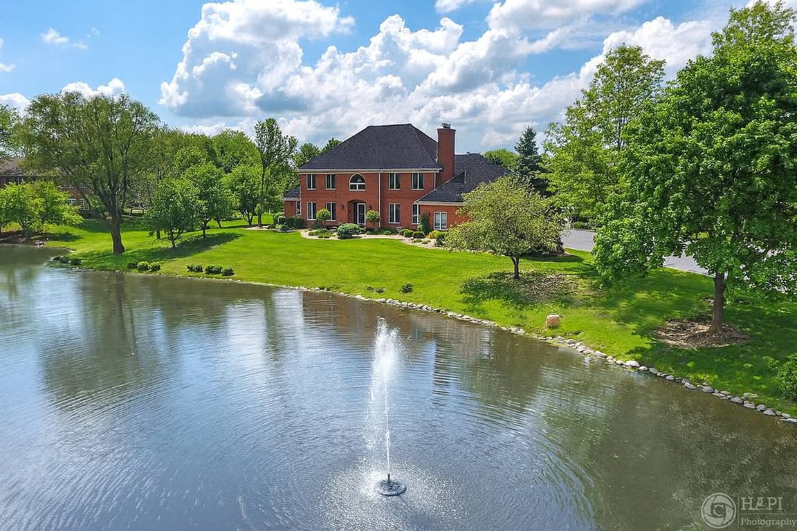 4 Windsor Court