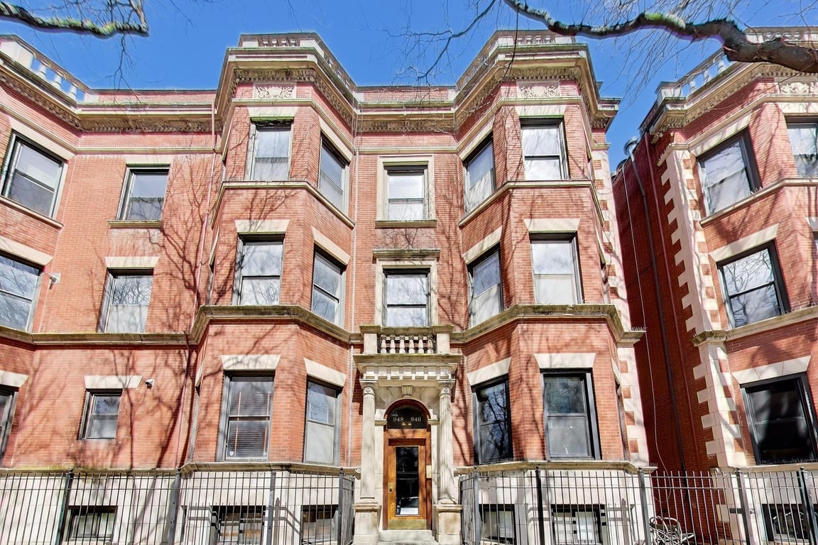946 Sheridan Road
