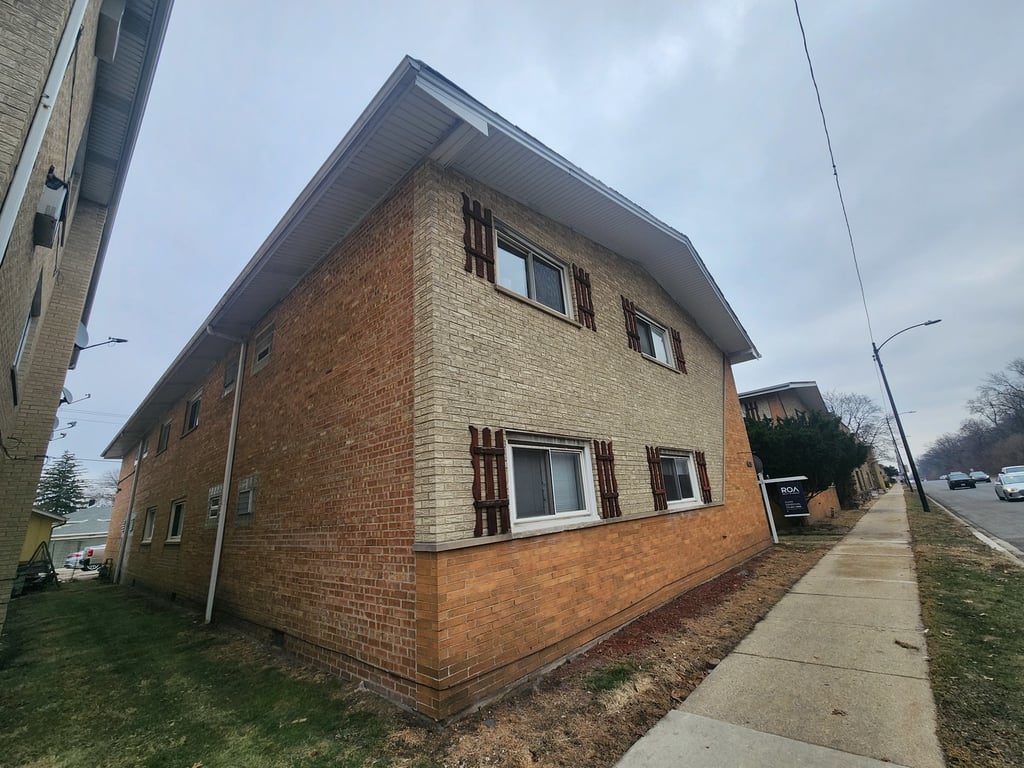 4215 Harlem Avenue