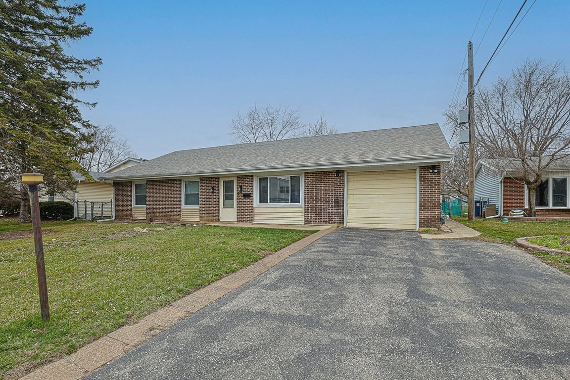 7815 Carlisle Drive