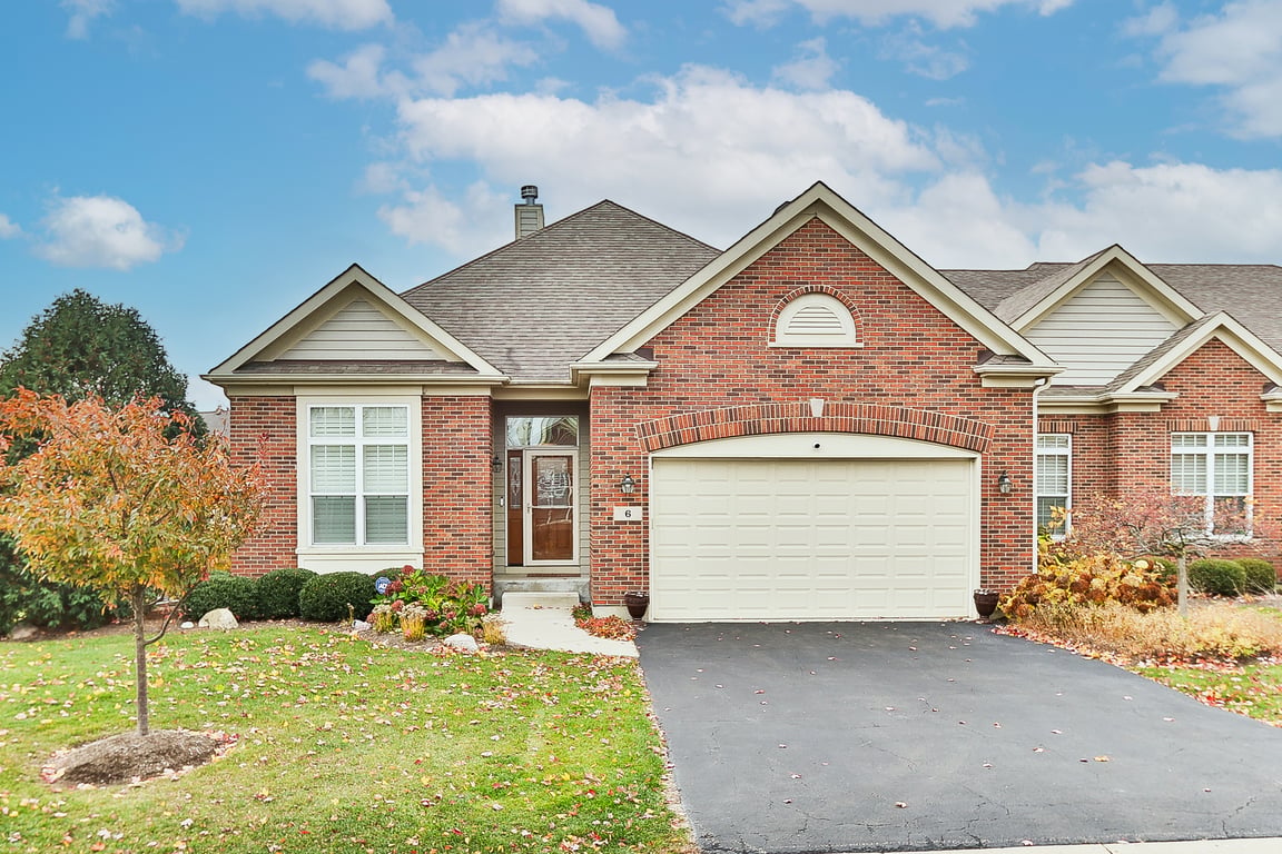 6 Sugar Maple Court