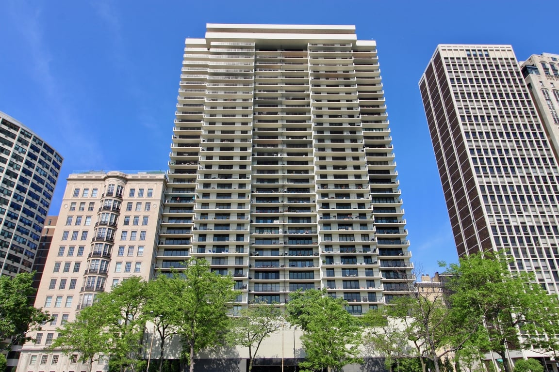 1212 Lake Shore Drive