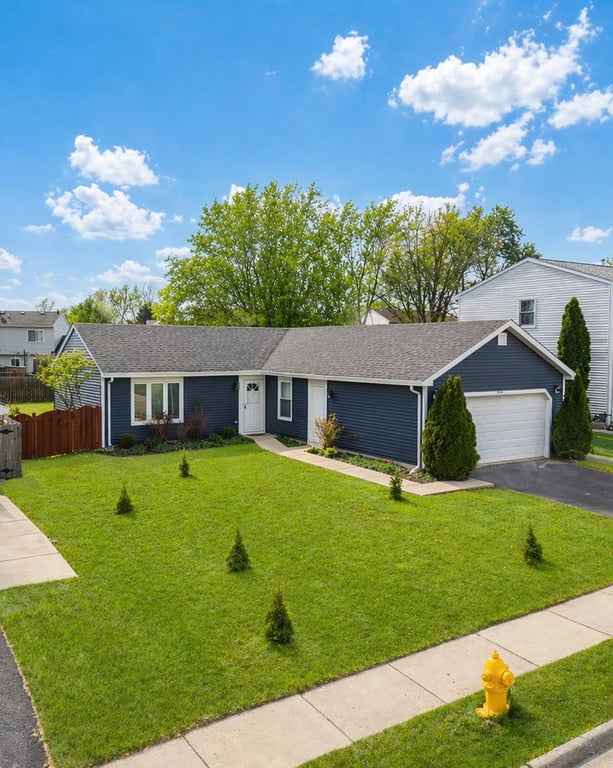 828 Huron Court