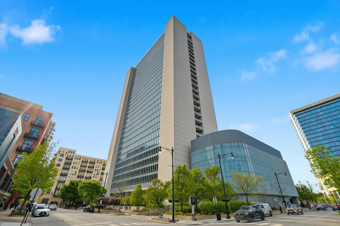 500 Superior Street